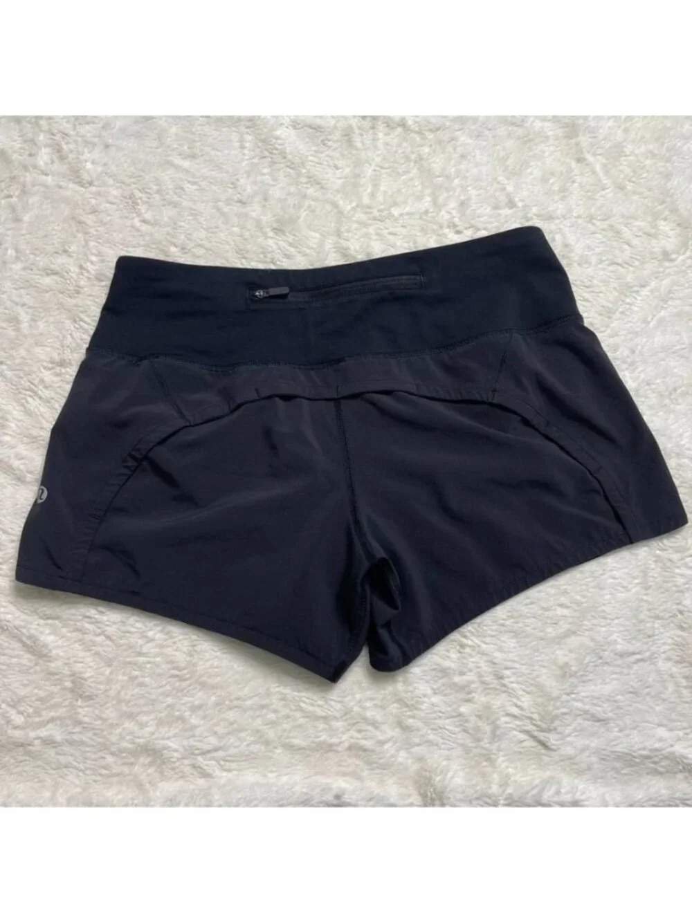 Lululemon Speed Up Shorts Black Size 4 High Rise 4 Inch Inseam Zipper Pocket